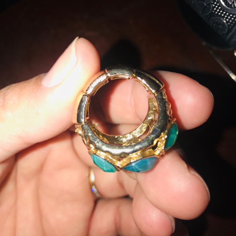 Ring - Picture 4 of 4
